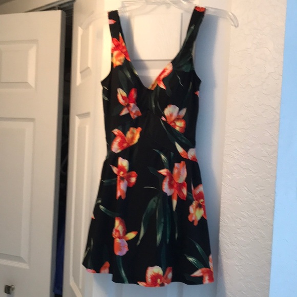 Maxine of Hollywood Other - MAXINE of HOLLYWOOD SZ 12 EMPIRE BATHING SUIT